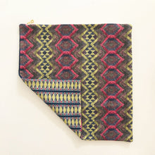 Load image into Gallery viewer, Berkeley &amp; Stella Pillow Cover by Justina Blakeney®
